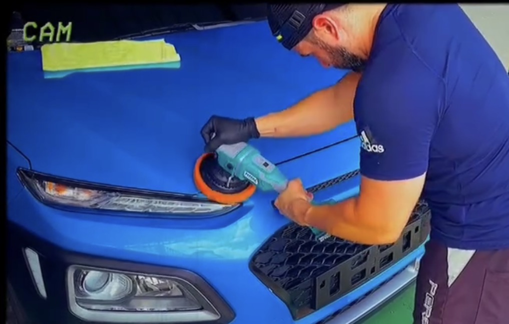 Te resuelvo 𝔇𝔢𝔱𝔞𝔦𝔩𝔦𝔫𝔤 de Auto
