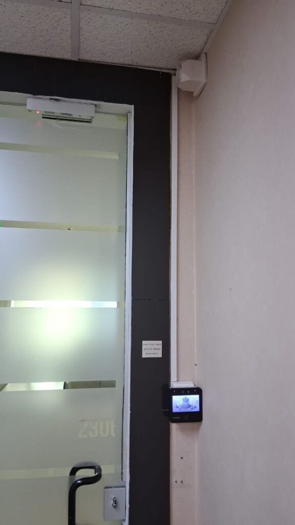 Te resuelvo Instalacion y mantenimiento de sistemas de control de acceso peatonal y videoporteros